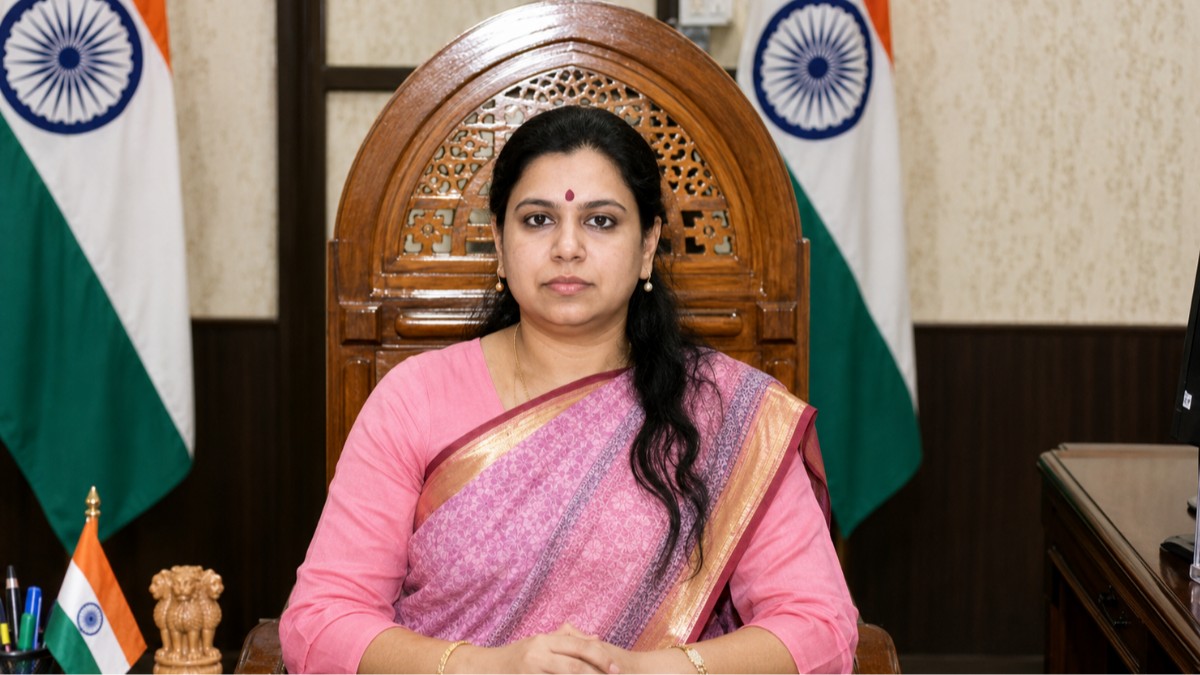 IAS officer Divya Mittal resigns